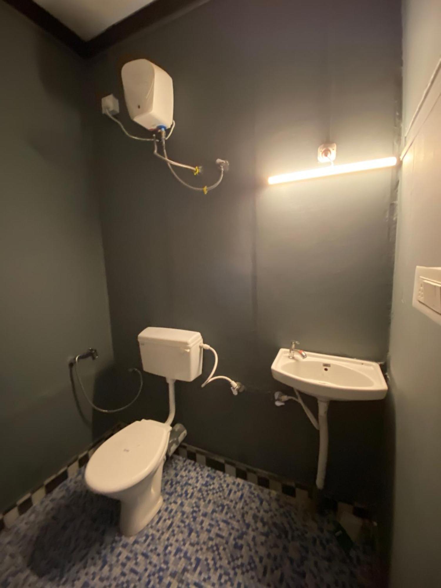Bibhitaki Hostels Palolem Beach Bagian luar foto